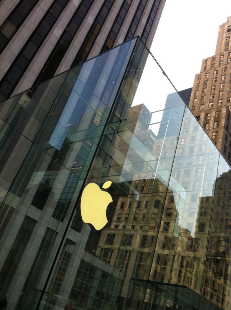 Apple Store - 5th Ave - NYC