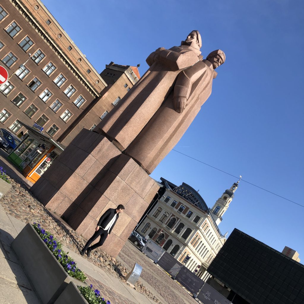 Piemineklis Latviesu Strelniekiem - Riga